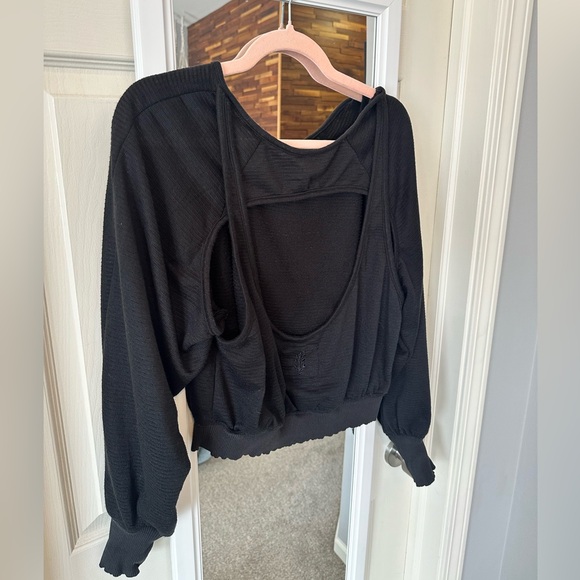 EUC🖤 FP Movement Throwback Layer Small Black - Picture 8 of 12